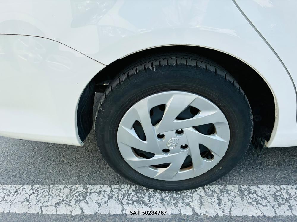 Toyota COROLLA AXIO 2019-04 7933416-27