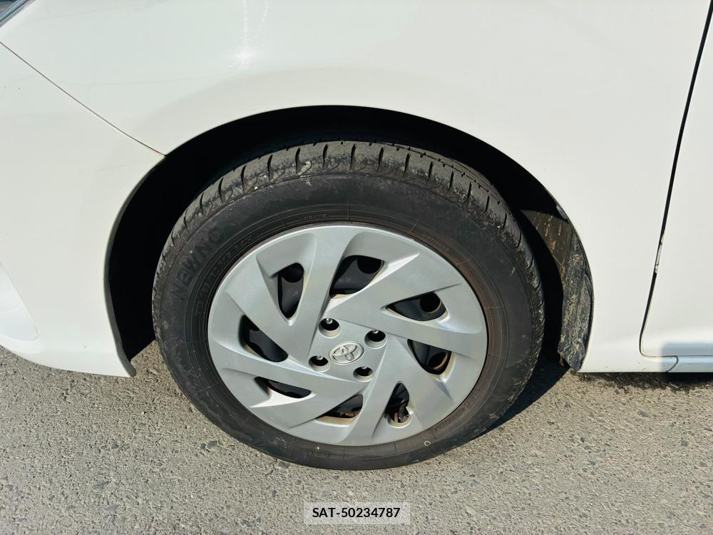 Toyota COROLLA AXIO 2019-04 7933416-29