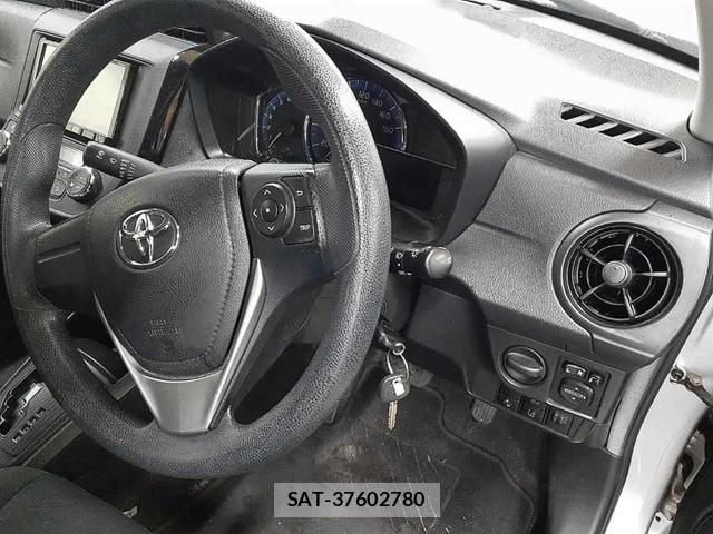 Toyota COROLLA AXIO 2019-06 8044939-10
