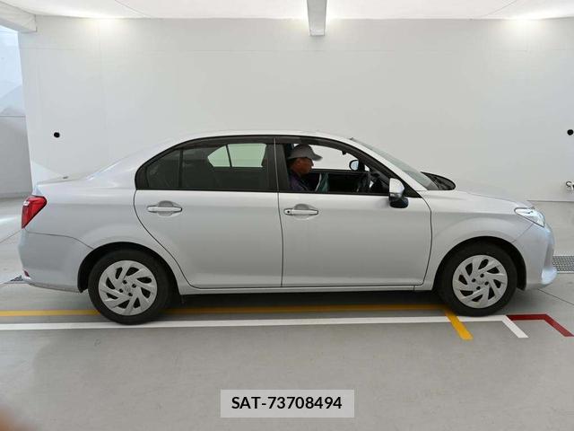 Toyota COROLLA AXIO 2020-04 8044940-5