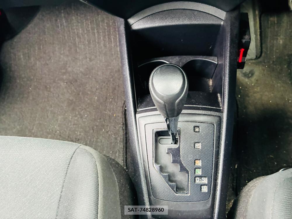 Toyota COROLLA AXIO 2020-06 7666336-19