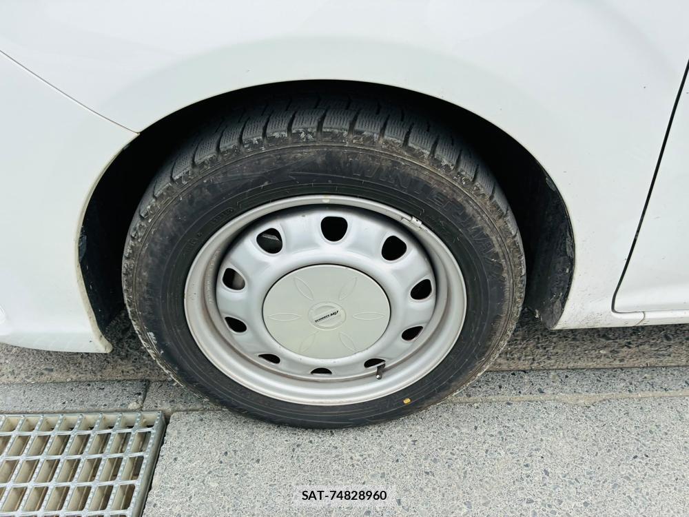 Toyota COROLLA AXIO 2020-06 7666336-27