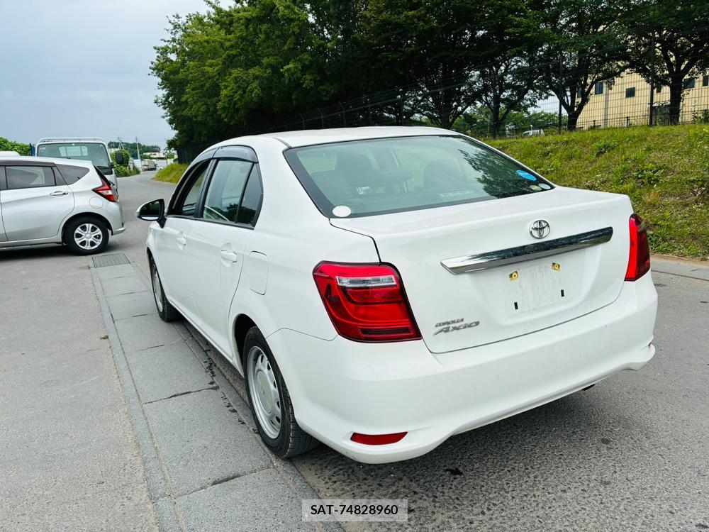 Toyota COROLLA AXIO 2020-06 7666336-2