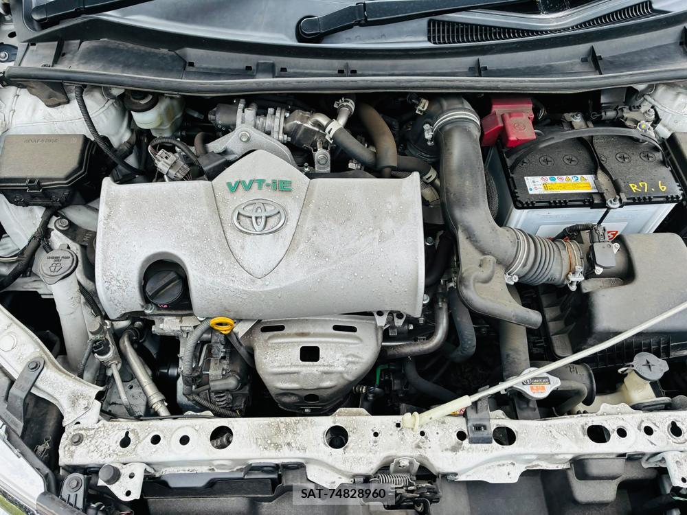 Toyota COROLLA AXIO 2020-06 7666336-34
