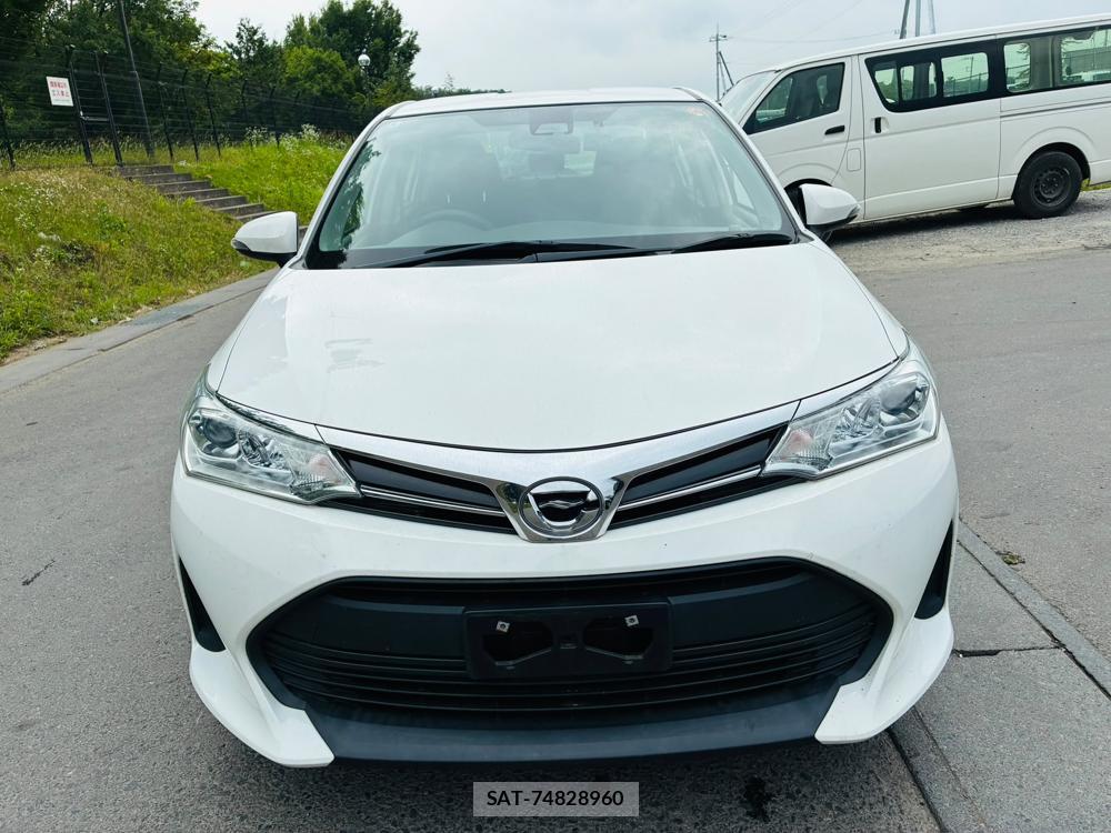 Toyota COROLLA AXIO 2020-06 7666336-7