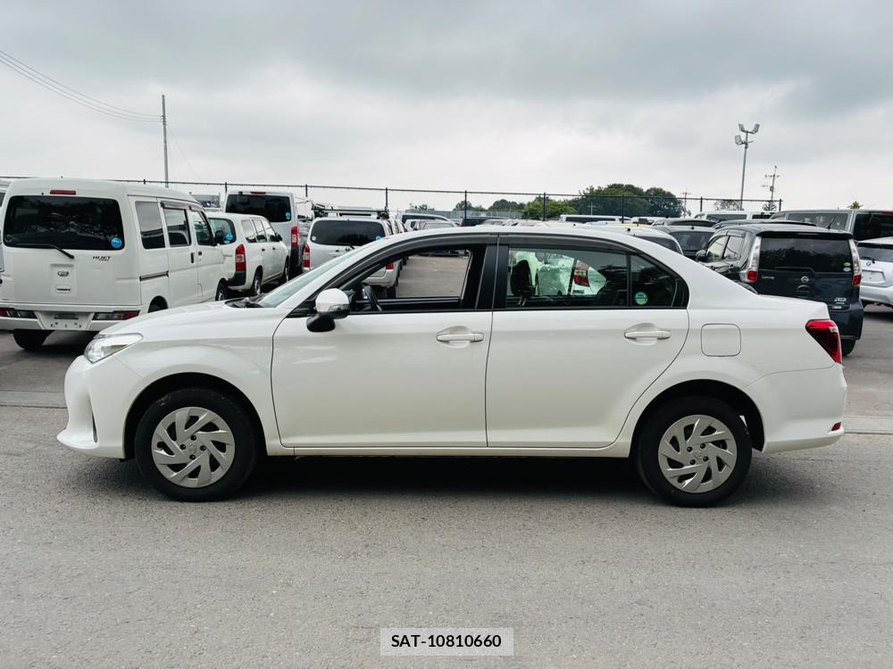 Toyota COROLLA AXIO 2020-07 7933407-1