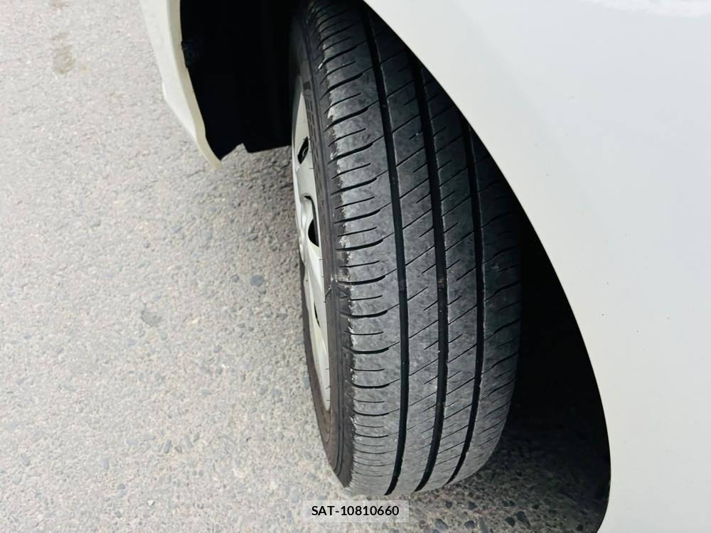 Toyota COROLLA AXIO 2020-07 7933407-30