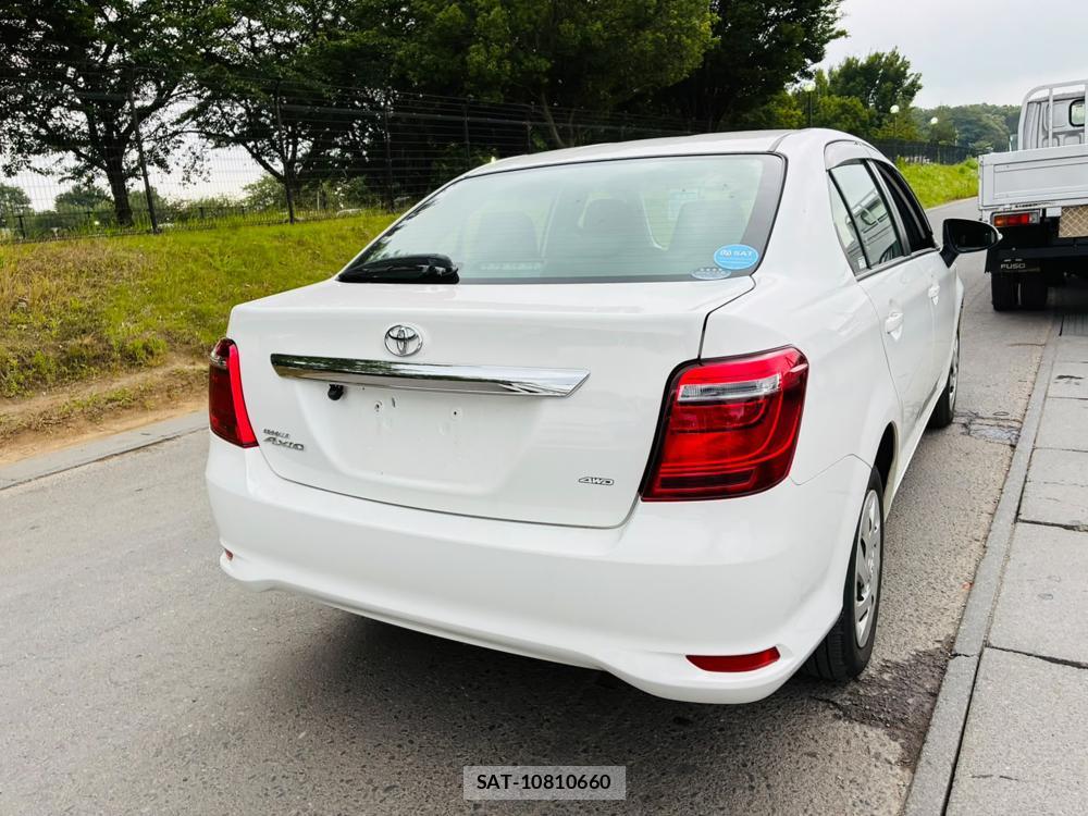 Toyota COROLLA AXIO 2020-07 7933407-4