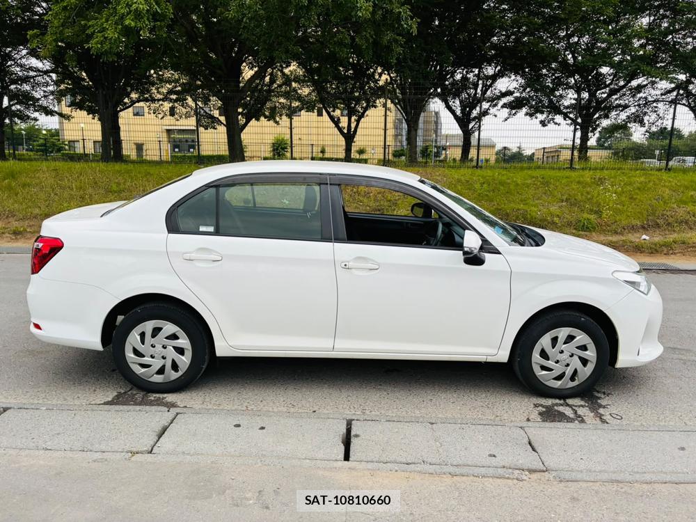 Toyota COROLLA AXIO 2020-07 7933407-5