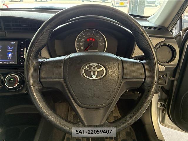 Toyota COROLLA AXIO 2013-08 8073277-10