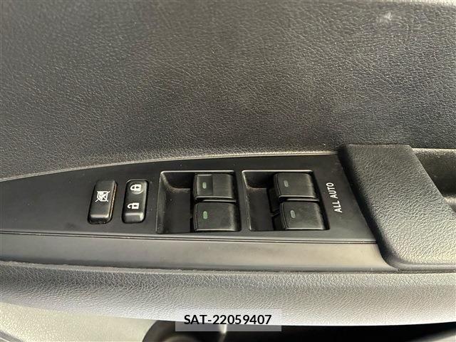 Toyota COROLLA AXIO 2013-08 8073277-14