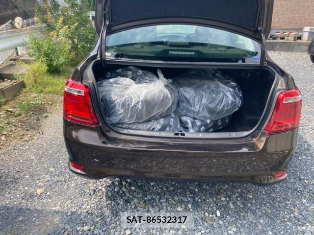 Toyota COROLLA AXIO 2017-11 8098533-10