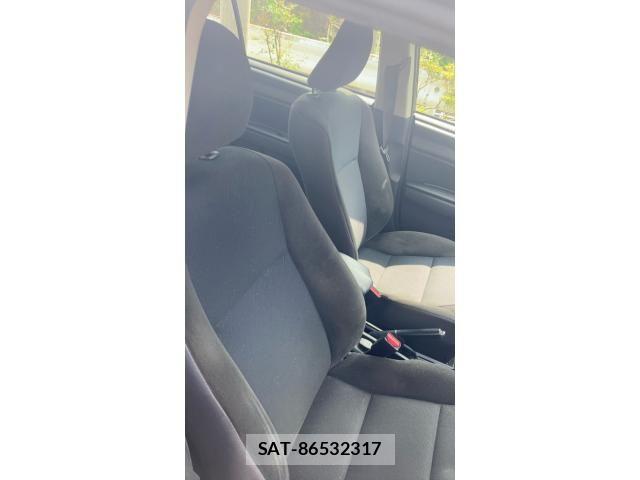 Toyota COROLLA AXIO 2017-11 8098533-15