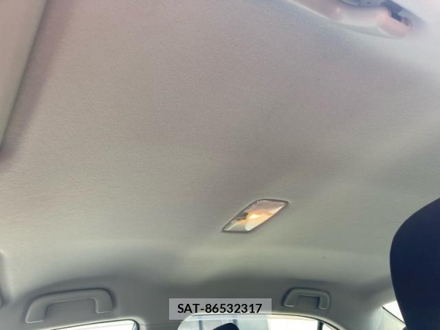 Toyota COROLLA AXIO 2017-11 8098533-29