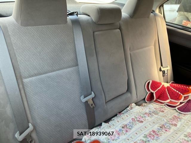 Toyota COROLLA AXIO 2015-01 8098535-16