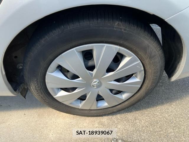 Toyota COROLLA AXIO 2015-01 8098535-7