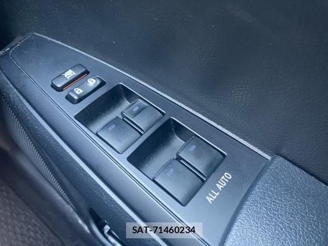 Toyota COROLLA AXIO 2018-03 8098540-24
