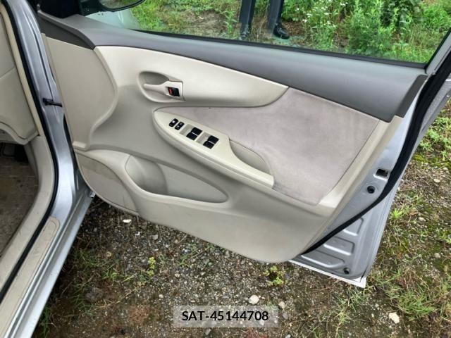 Toyota COROLLA AXIO 2010-02 8098543-9