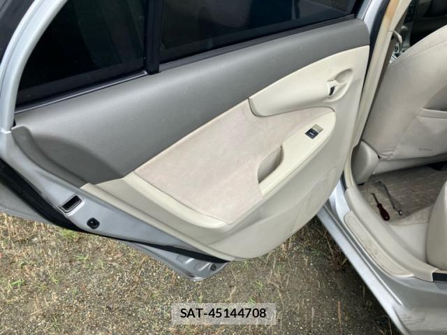 Toyota COROLLA AXIO 2010-02 8098543-13