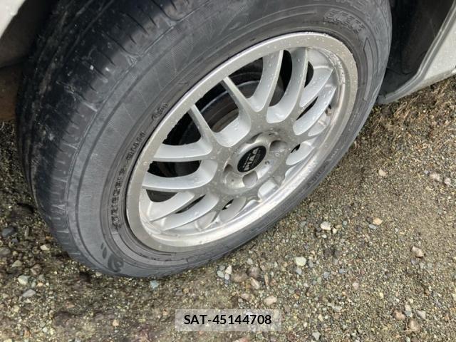 Toyota COROLLA AXIO 2010-02 8098543-4