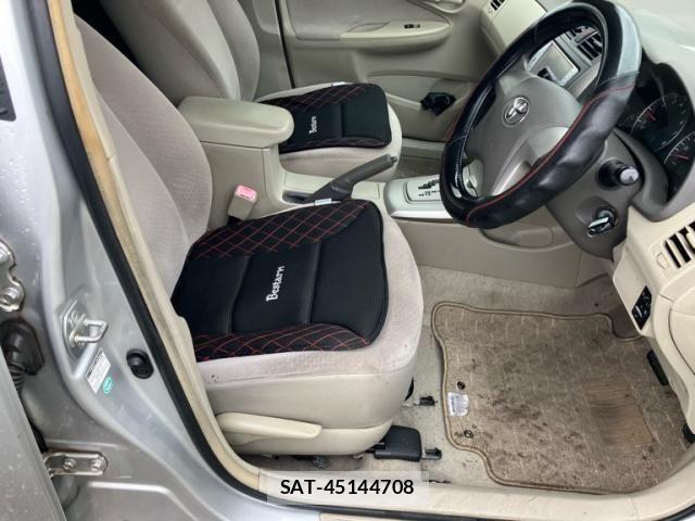 Toyota COROLLA AXIO 2010-02 8098543-8