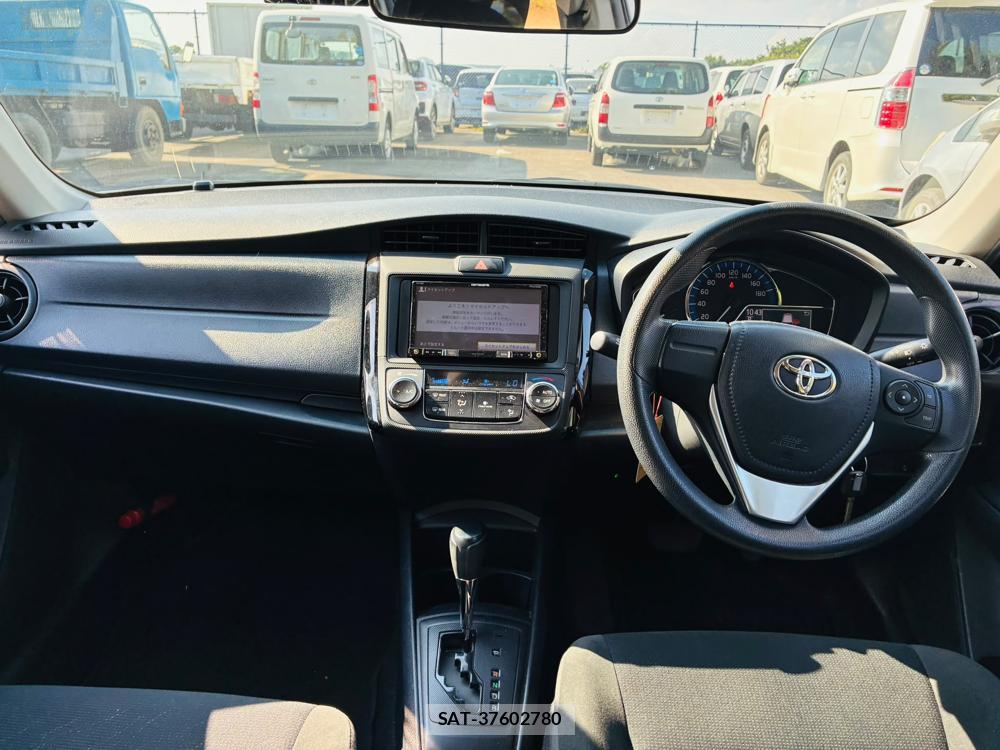 Toyota COROLLA AXIO 2019-06 8044939-12