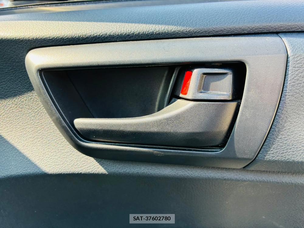 Toyota COROLLA AXIO 2019-06 8044939-20