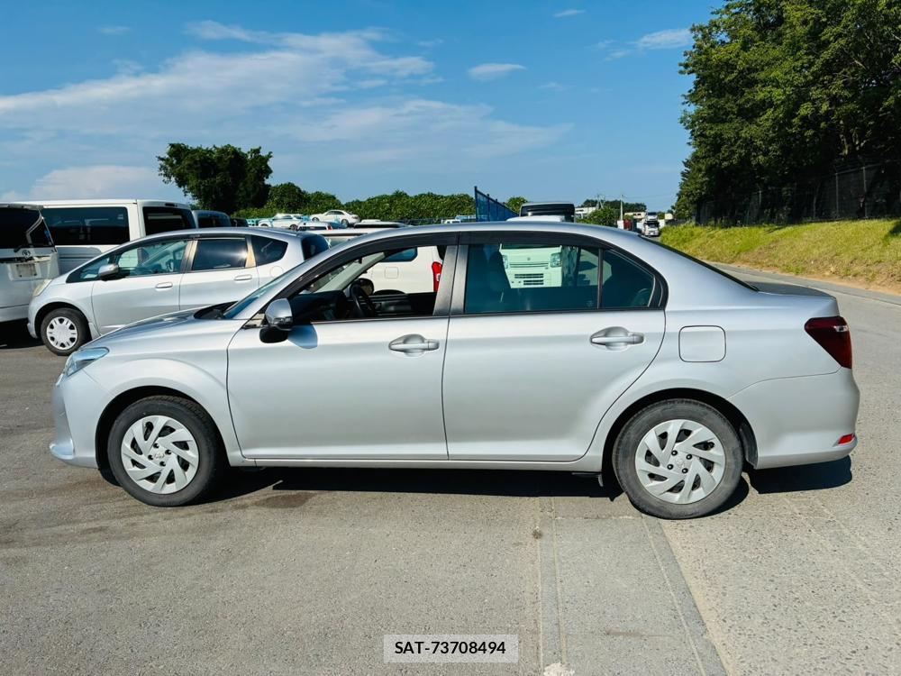 Toyota COROLLA AXIO 2020-04 8044940-1