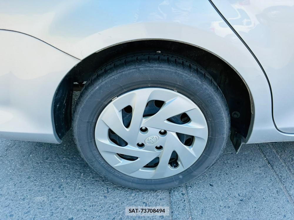 Toyota COROLLA AXIO 2020-04 8044940-26