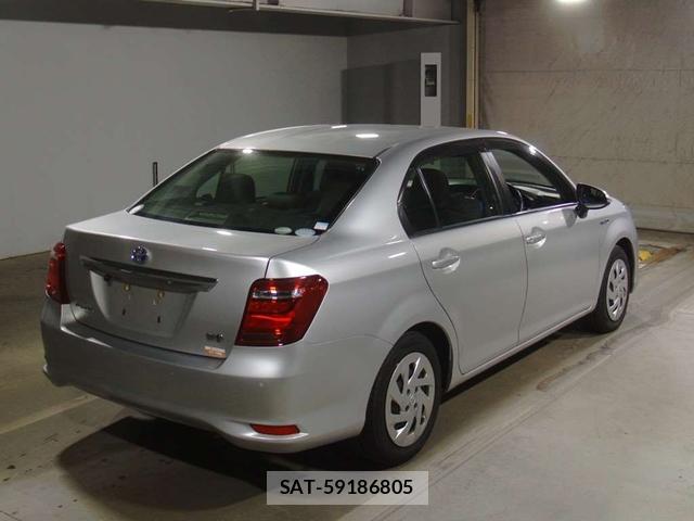 Toyota COROLLA AXIO 2019-06 8107902-1