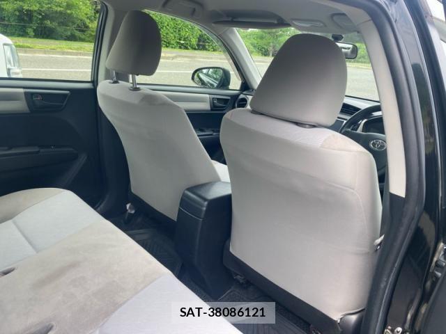 Toyota COROLLA AXIO 2013-09 8129431-15
