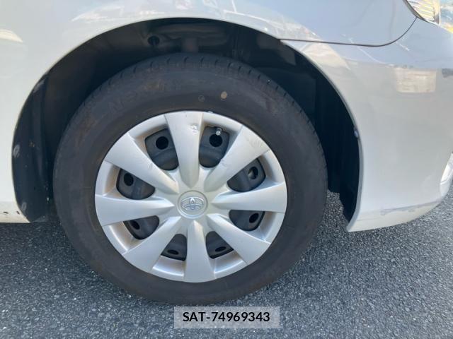 Toyota COROLLA AXIO 2012-01 8158165-9
