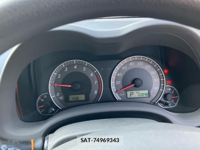 Toyota COROLLA AXIO 2012-01 8158165-18