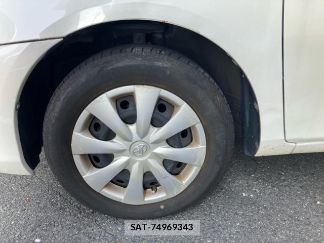 Toyota COROLLA AXIO 2012-01 8158165-6