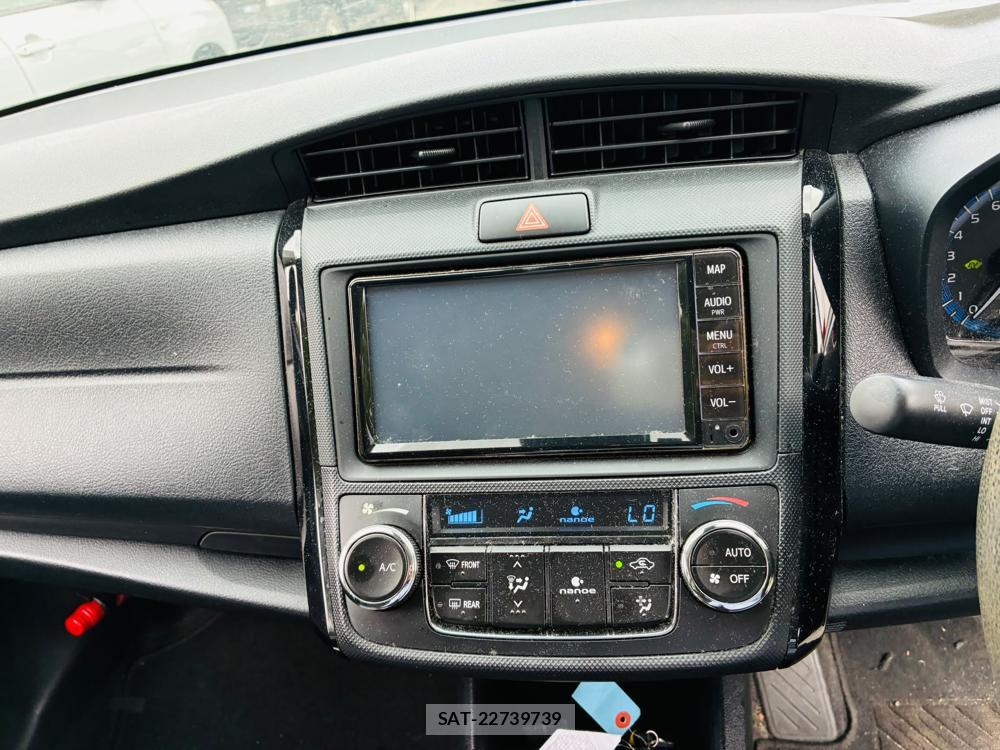 Toyota COROLLA AXIO 2020-07 7831345-18