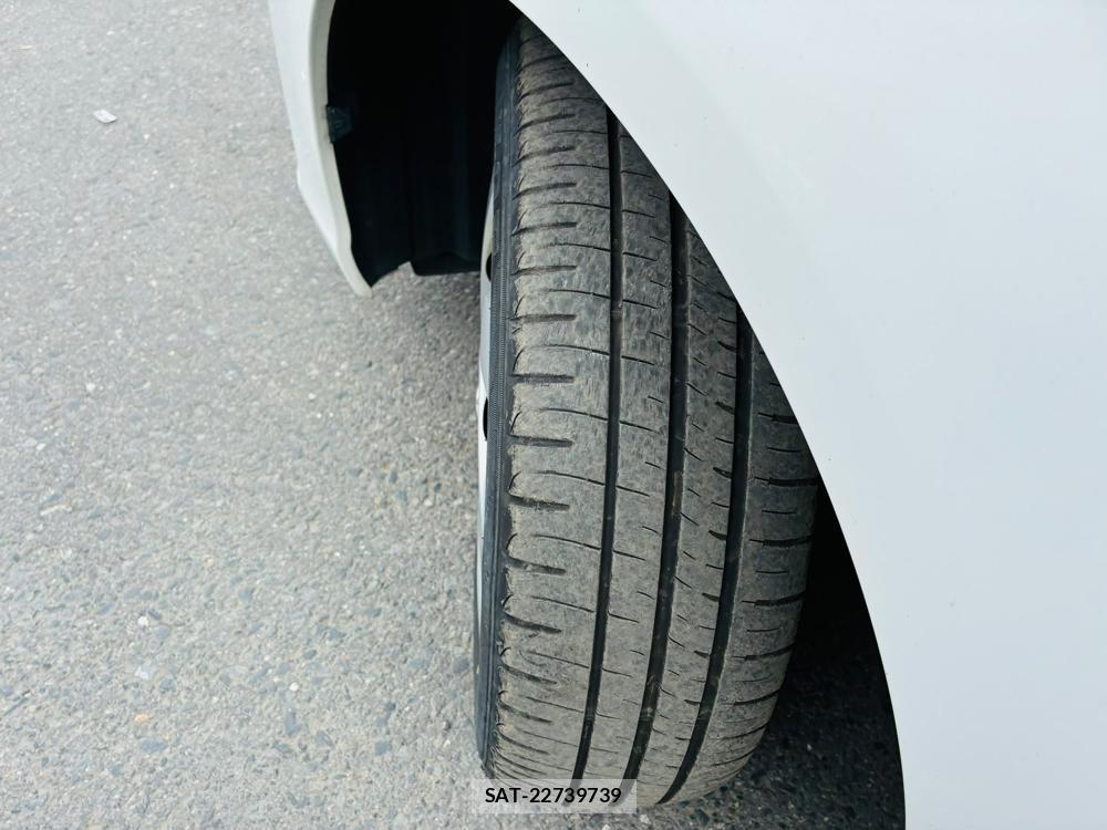 Toyota COROLLA AXIO 2020-07 7831345-30