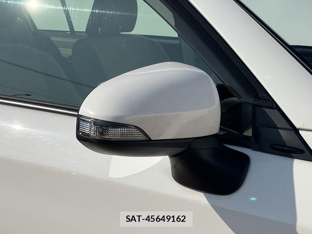 Toyota COROLLA AXIO 2013-08 8206903-9