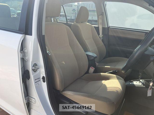 Toyota COROLLA AXIO 2013-08 8206903-11