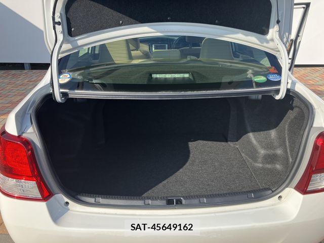 Toyota COROLLA AXIO 2013-08 8206903-13
