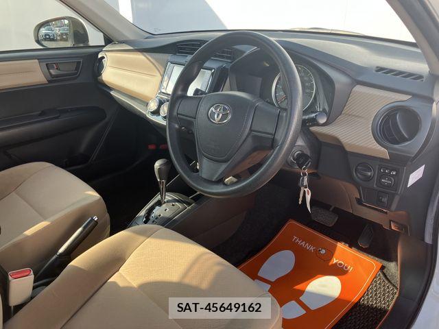Toyota COROLLA AXIO 2013-08 8206903-1