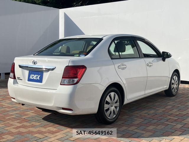 Toyota COROLLA AXIO 2013-08 8206903-2