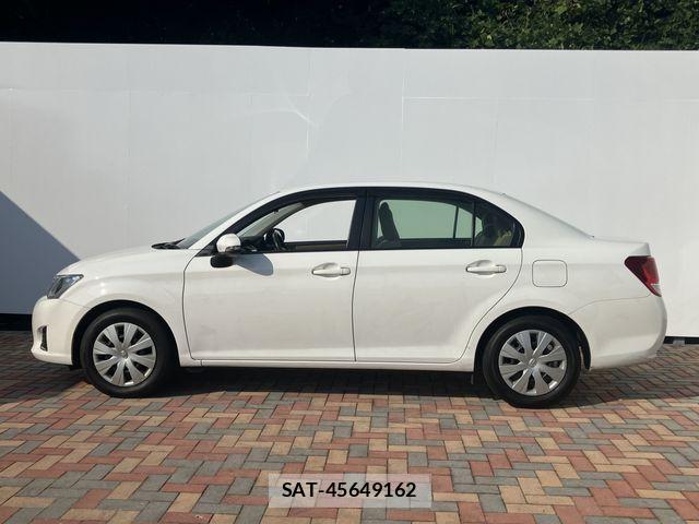 Toyota COROLLA AXIO 2013-08 8206903-6