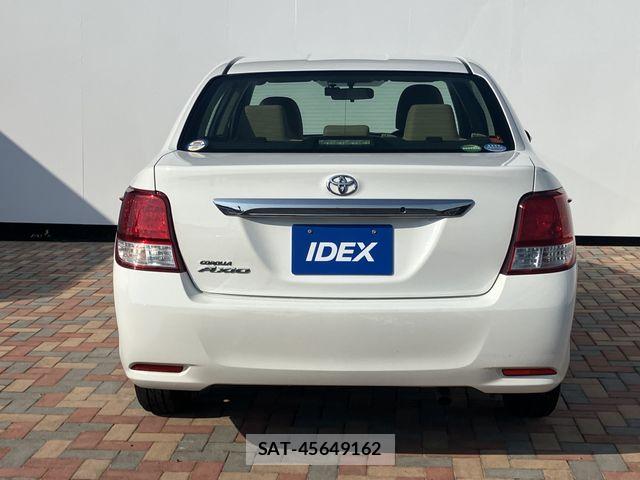 Toyota COROLLA AXIO 2013-08 8206903-7