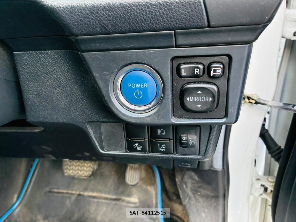 Toyota COROLLA AXIO 2020-07 8144167-16