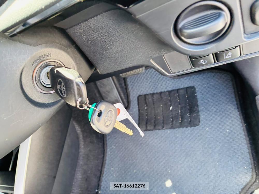 Toyota COROLLA AXIO 2019-07 8233636-16