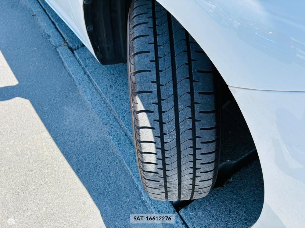 Toyota COROLLA AXIO 2019-07 8233636-31
