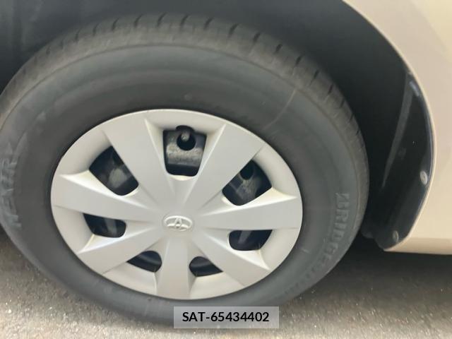 Toyota COROLLA AXIO 2009-11 8229295-17