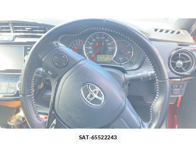Toyota COROLLA AXIO 2017-11 8229294-17