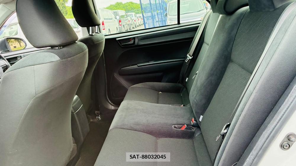 Toyota COROLLA AXIO 2019-06 8226969-9