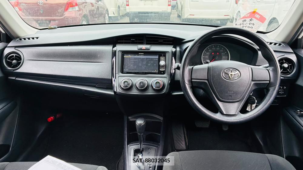 Toyota COROLLA AXIO 2019-06 8226969-12